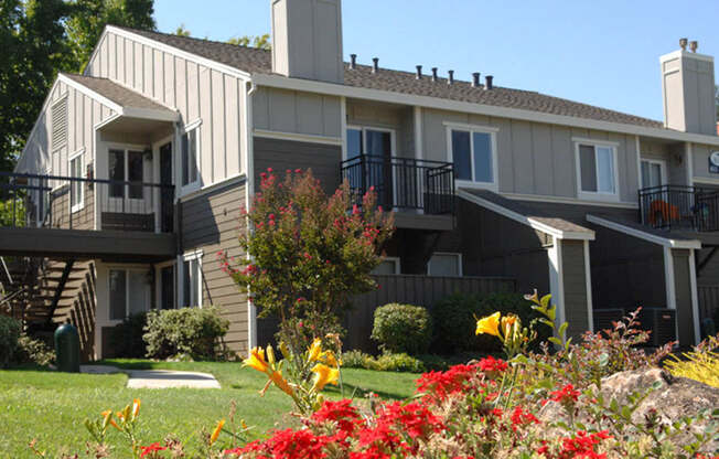 Fair Oaks, CA Hazel Ranch Apartments exterior 