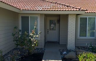 3 beds, 2 baths, $2,100