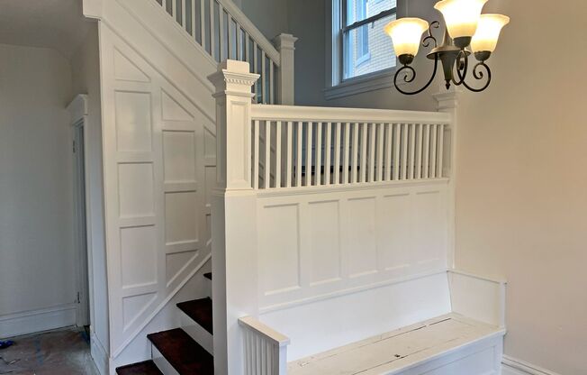 Huge fully renovated 4 bedroom/2.5 bath! MUST SEE INSIDE!