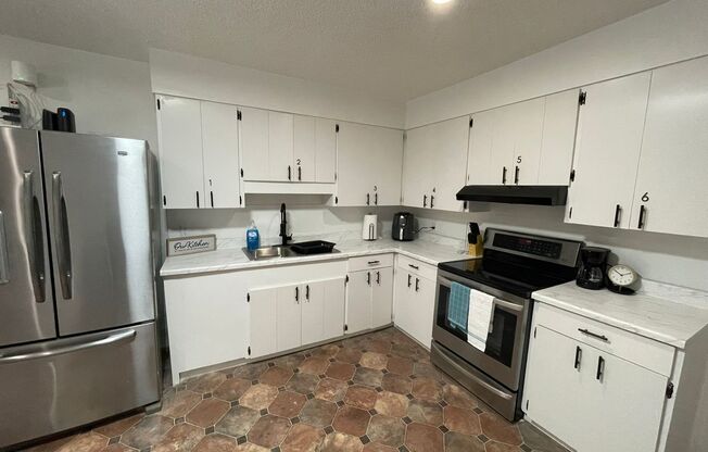 1 bed, 1 bath, $699, Unit Hab. #1