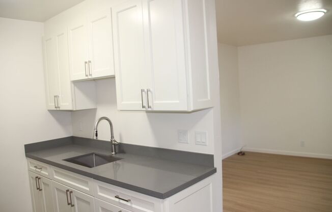 Whispering Oaks Apartments