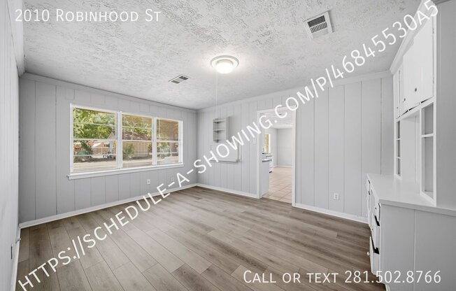 2010 ROBINHOOD ST