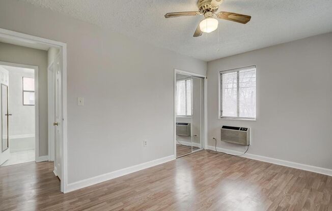 Affordable 2-Bedroom Apartment in Southwest DC – Utilities Included Option Available