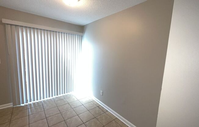 Unfurnished 2 Bedroom, 1.5 Bath Town Home in Socastee Available Now!