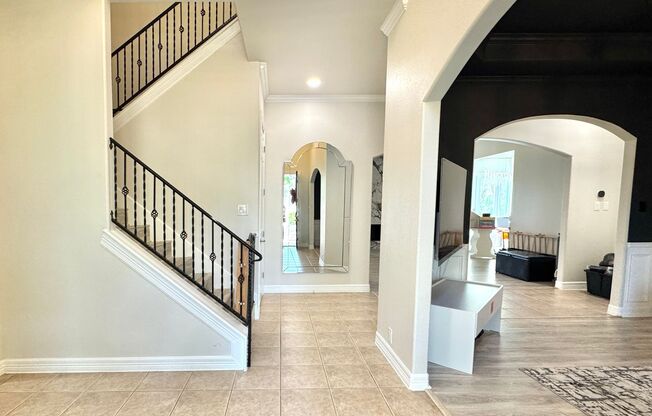 Gorgeous Updated Home in Evans Ranch!