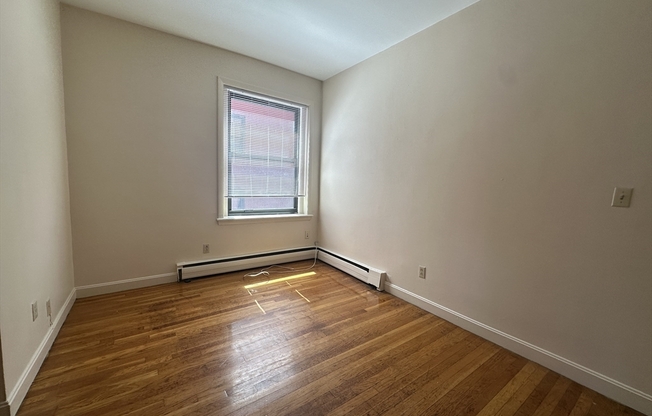 1242 Commonwealth Ave 26