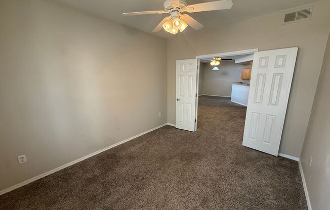 2 beds, 1 bath, $1,395, Unit # 2029