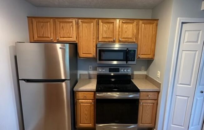 2 beds, 2 baths, $1,800