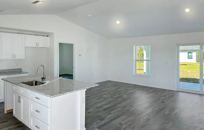 Modern & Stunning 3 BR New Construction Home in Cape Coral