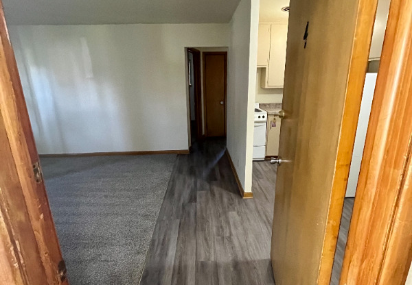 3145 S 47 ST