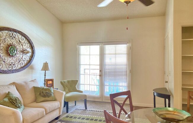 1 bed, 1 bath, $929, Unit 256