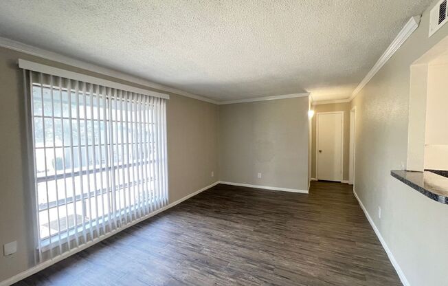 1 bed, 1 bath, 666 sqft, $1,175, Unit 1-225