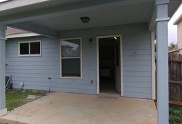 3 beds, 2 baths, $1,550