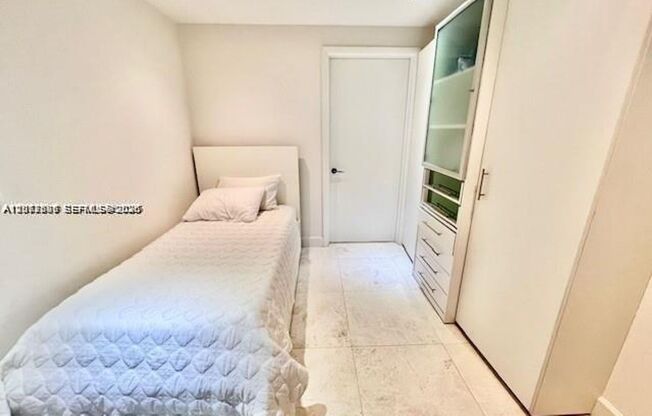 1 bed, 2 baths, $7,470, Unit # 1007