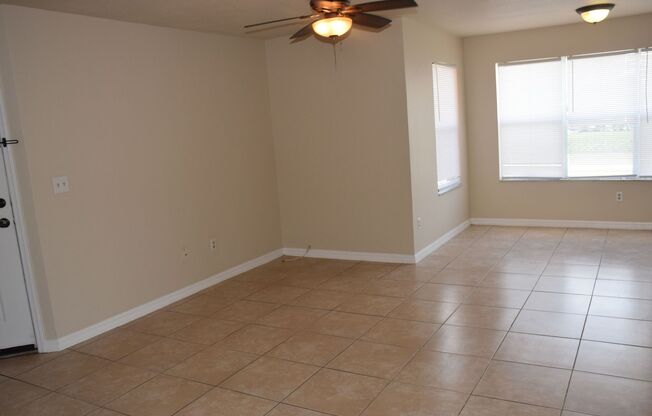 Prime Location in Orlando! Gated Community! Amenities Included!