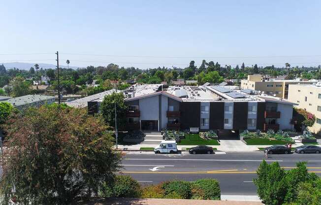 Drone view of the front of Cedar Glen Apartments off Coldwater Canyon.