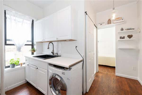 339 BEDFORD AVE