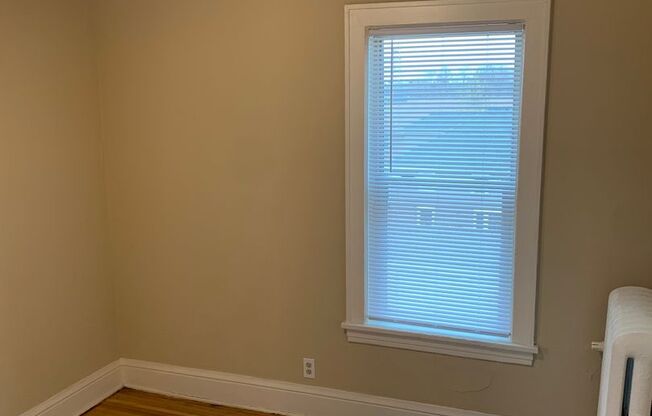 2 beds, 1 bath, $1,399, Unit 2809-310