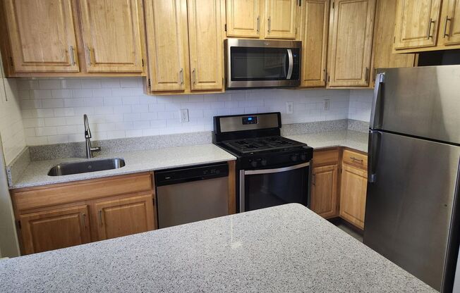 1 bed, 1 bath, 663 sqft, $1,995, Unit C-15