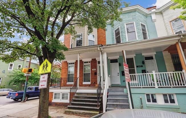 345 E 28 ST