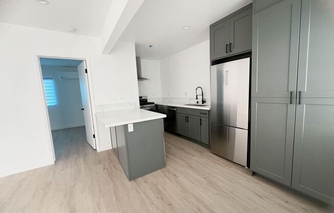 159 N. Sierra Bonita Avenue