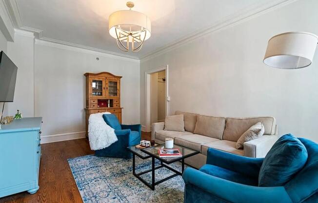 400 W DEMING PL