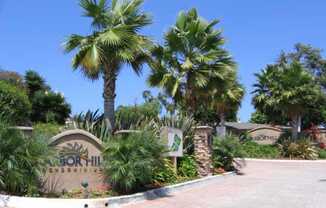 2 beds, 1 bath, $2,400