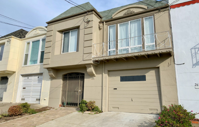 1690 33rd Ave
