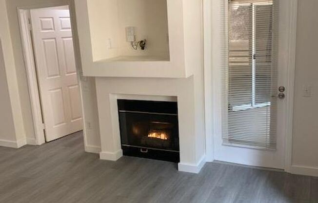 200 Caldecott Lane #107