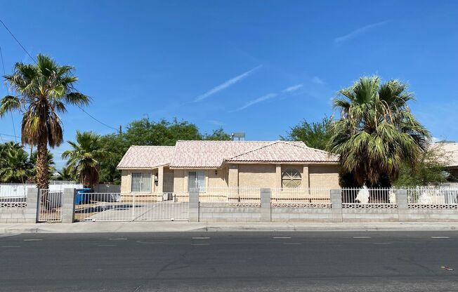 4 bed/2 bath home Located in Central Las Vegas