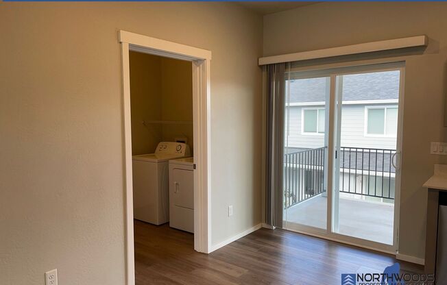 2 beds, 1 bath, $1,575