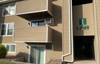2 beds, 2 baths, $1,800