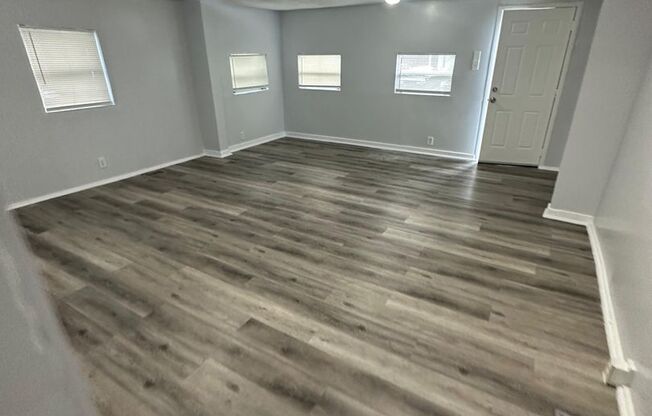 Fully Renovated 2/1 Single Family Home Ready to Move In!!!
