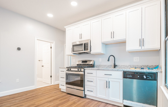 4 beds, 2 baths, $4,000, Unit 1