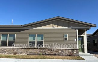 1021 N CLAUDE RD