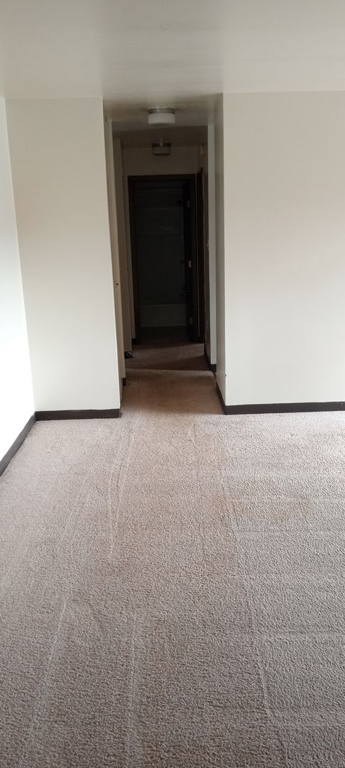 1 bed, 1 bath, 760 sqft, $1,050, Unit 218E