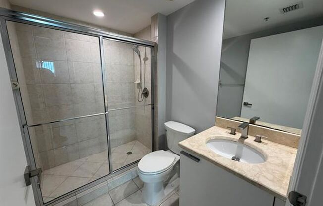 3 beds, 3 baths, $3,975, Unit # 1603