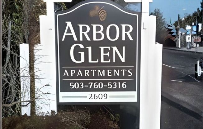 3 beds, 1.5 baths, 1,117 sqft, $1,504, Unit H-80