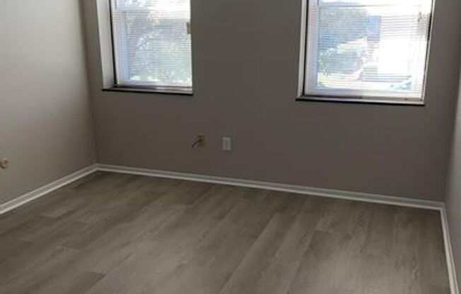 1 bed, 1 bath, 600 sqft, $925