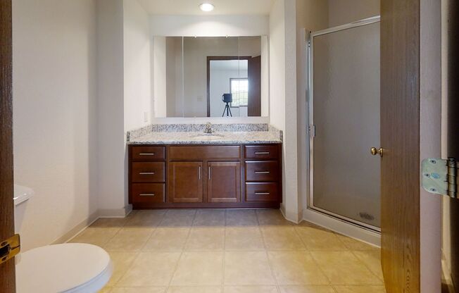 2 beds, 2 baths, $1,850, Unit 14240