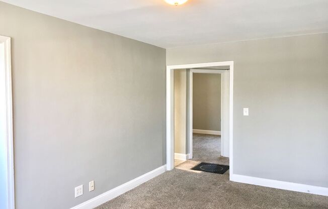 For Rent: Cozy Living at 7235 Holabird Ave – Your Charming Home Awaits!