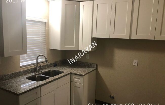 2015 W PINE ST
