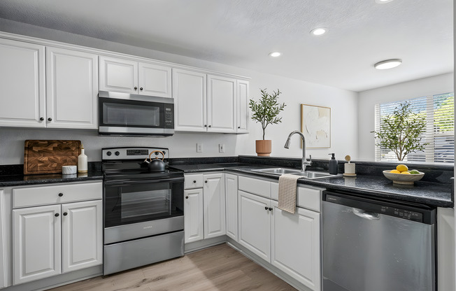 2 beds, 2 baths, 1,200 sqft, $2,395, Unit 5462 - 121