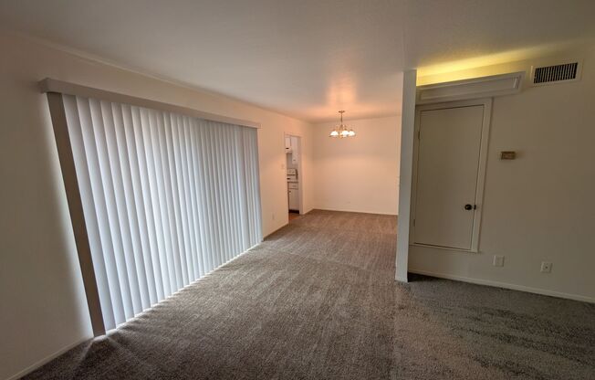 1 bed, 1 bath, 784 sqft, $790, Unit 52-B