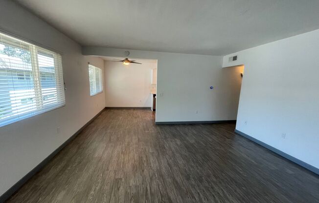 2 beds, 1 bath, 950 sqft, $2,955, Unit D006
