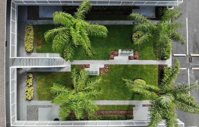 Lincoln Apartments, LLC