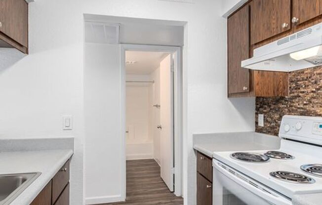 1 bed, 1 bath, 580 sqft, $1,075, Unit 310