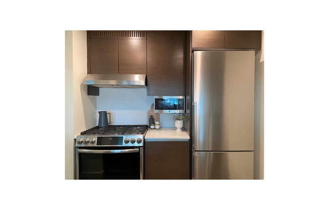 Studio, 1 bath, 508 sqft, $4,025, Unit 9D