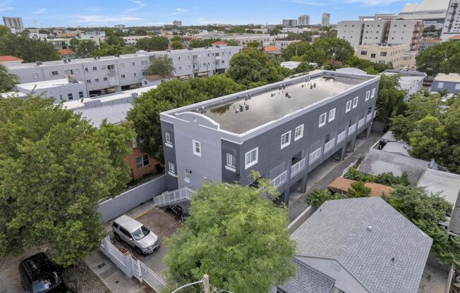 1 bed, 1.5 baths, 693 sqft, $1,950, Unit 208