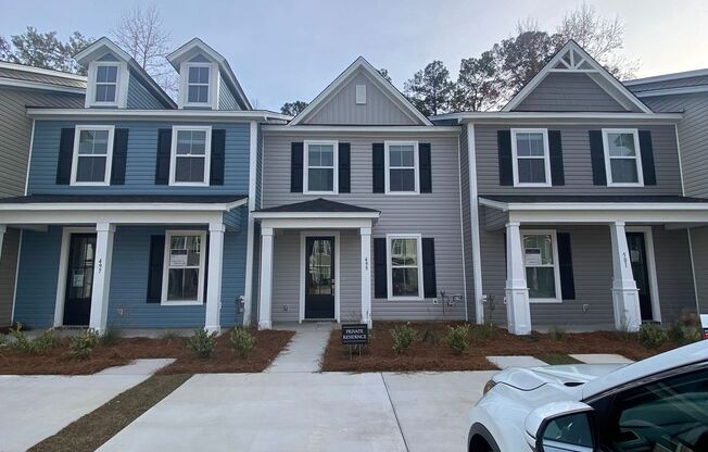 Brand New Townhome in The New Hampton Woods Subdivision